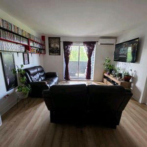 5 1/2 à louer - Photo 2