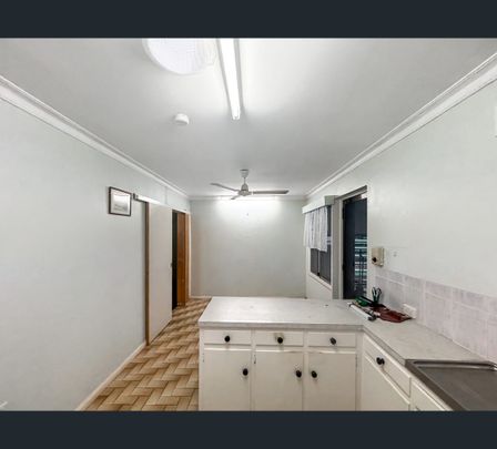 127 Wilkinson Street, Manunda, Qld 4870 - Photo 1