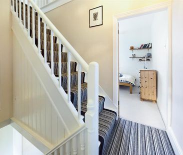 3 bedroom terraced house to rent - Photo 3