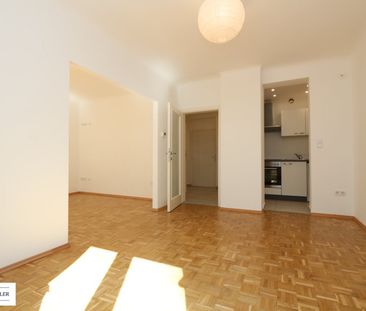 Sanierter Erstbezug mit Blick in den begrünten Innenhof in absolute... - Photo 5