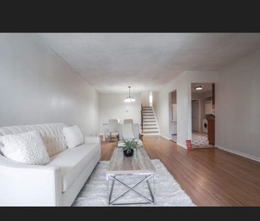 For Lease - 26 Greenleaf Terrace, Toronto, Ontario - Photo 6