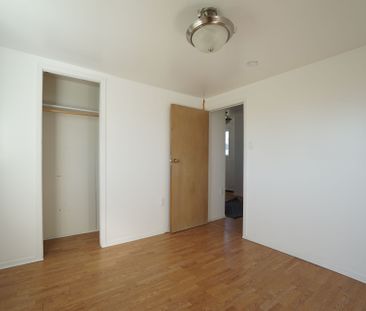 For Lease - 612 Russell Road Unit# Upper level, Clarence-Rockland, ... - Photo 4