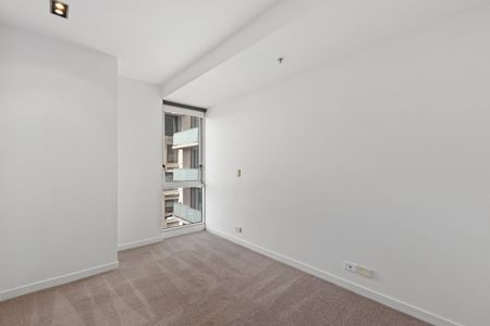 STYLISH TWO-BEDROOM APARTMENT WITH AMENITIES IN ICONIC VICTORIA BREWERY - Photo 5