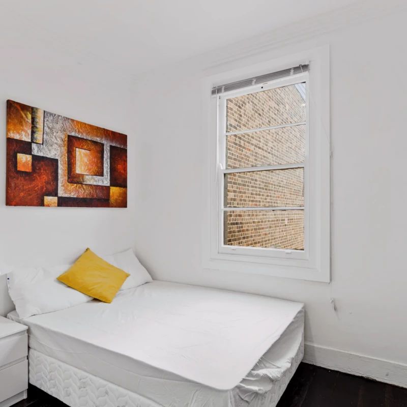 single room - Photo 1