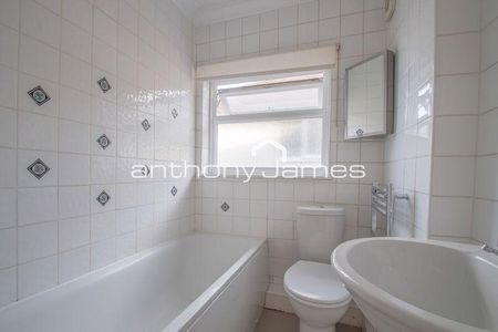 2 bedroom maisonette to rent - Photo 5