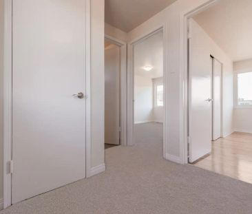 Garden Court — 3 Bedroom - Photo 5