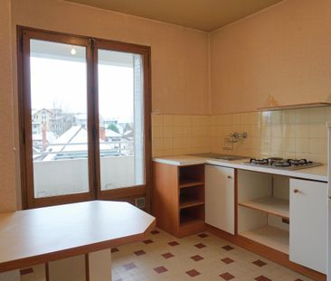 Location Appartement 2 pièces 50m² ANNECY 74000 - Photo 2