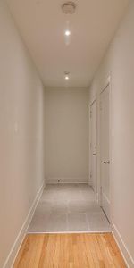 Recently Renovated 5½ Apartment Available - A louer • For Rent - Photo 4