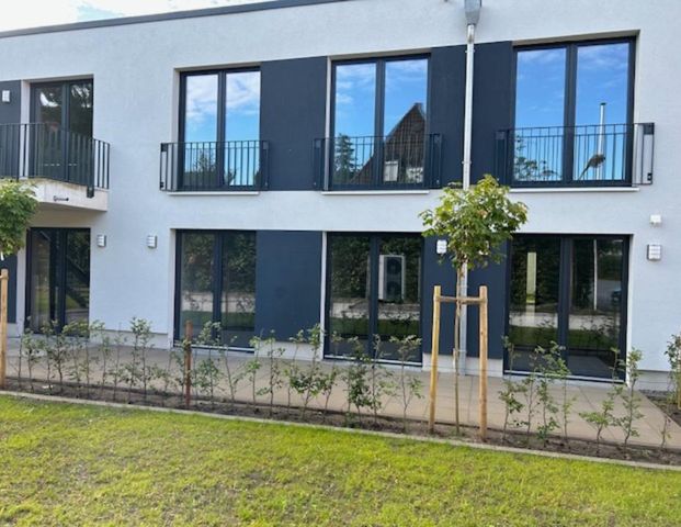 Studenten-App. Nr. 8 im Neubau nach neuestem Standard: DEIN neues Zuhause "GREEN STUDI-OS" zwischen Vorlesungen und Freizeit! Clemensstr. 1 F, Osnabrück, mit Terrasse - Photo 1