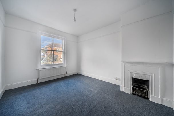 5 bedroom semi-detached house to rent - Photo 1