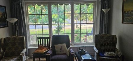 Bedford Park - Photo 2