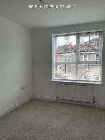 2 Bed Flat, Fountain Mill, BS5 - Photo 3