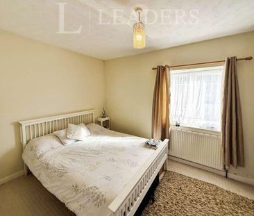 Ipswich Street, Swindon, Wiltshire, SN2 - Photo 6