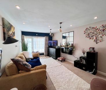 Church Street, Broadway, WR12 - Photo 1