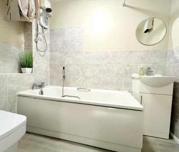 1 bedroom flat to rent - Photo 6