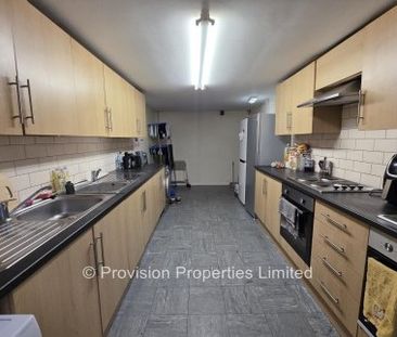 8 Bedroom Student House Ash Grove - Photo 1