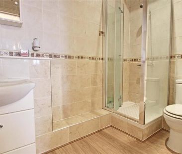 Studio to rent - Photo 6