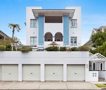 Superb apartment within walking distance to the beach - Photo 3