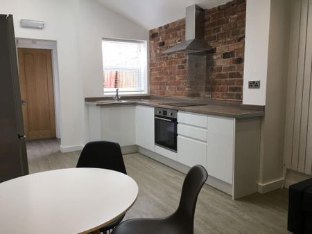 5 bedroom house to rent - Photo 4