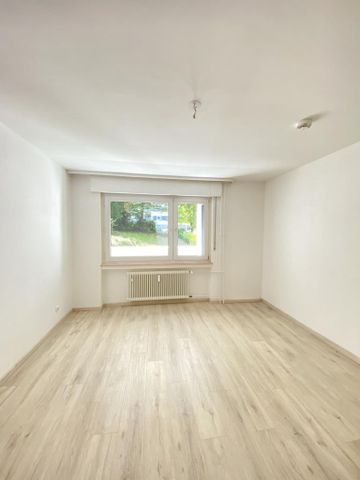 **Senioren ab 50 Jahren mit WBS** 2-Zimmer-Wohnung in Solingen Mitte mit Balkon und Laminatboden - Photo 5