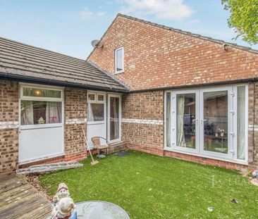 3 bedroom bungalow to rent Meadow Road, Droitwich, WR9 - Photo 2