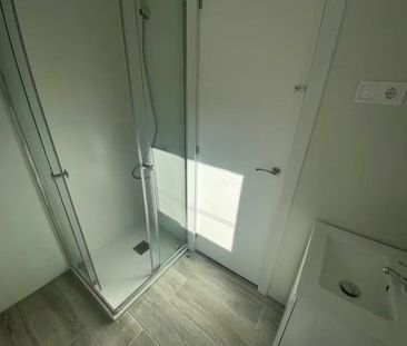 Calle del Topacio, Madrid, Community of Madrid 28021 - Photo 5