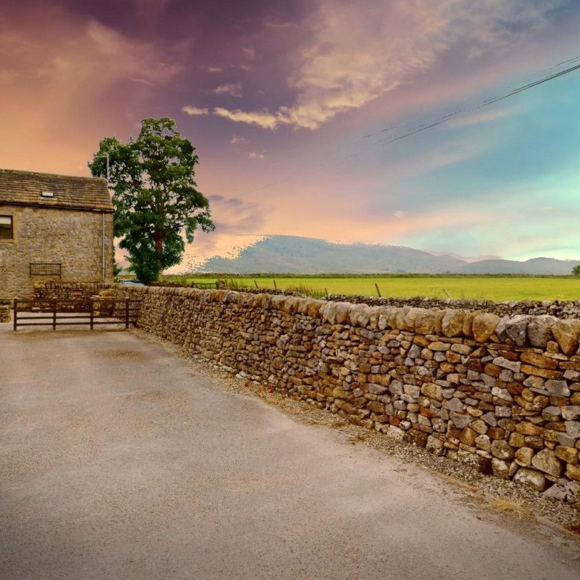 Walker Fold, Raikes Farm, Near Burnsall. Skipton - Photo 1