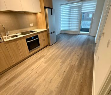 For Lease - 395 Square One Drive Unit# 2812, Mississauga, Ontario - Photo 3