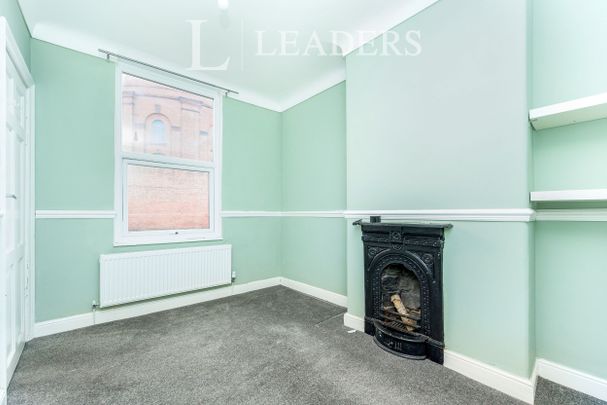 2 bedroom house to rent Water Tower View, Chester, CH2 - Photo 1