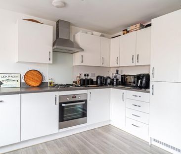 2 bedroom House To Let - Photo 3