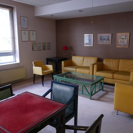 Appartement 2 pièces 44.5m2 en résidence avec services SURESNES - Photo 4