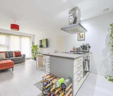 Mostyn Grove, Bow, E3 - Photo 3