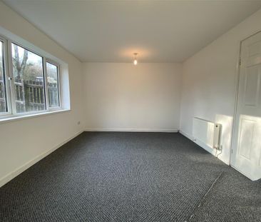 Woolpitch, Greenmeadow, Cwmbran - Photo 1