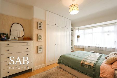 3 bedroom end of terrace house to rent - Photo 5