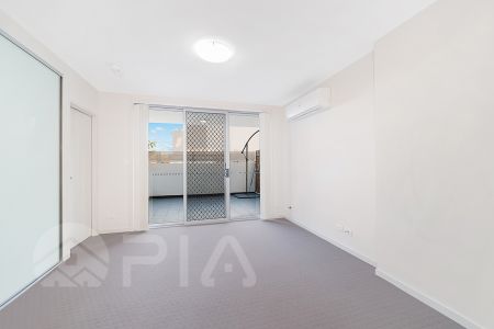 As new 3 bedroom cosy modern apartment now for lease - Photo 3