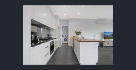 Executive Townhouse - Photo 5