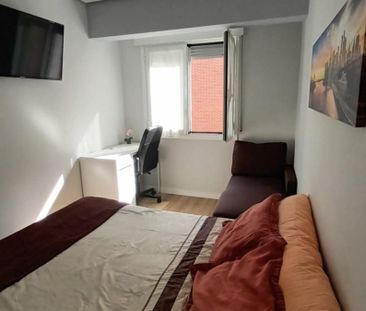 Apartamento de alquiler en Barrio de Uribarri - Photo 2