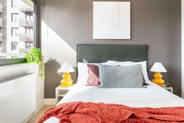 Uncle Wembley, Wembley, HA9 - Photo 1