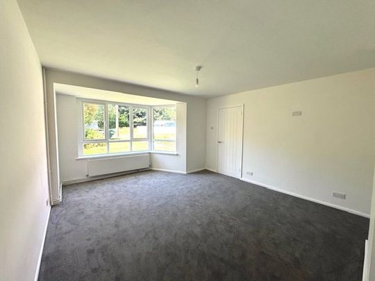 3 bedroom house to rent Somerset Avenue, Southampton, SO18 - Photo 1