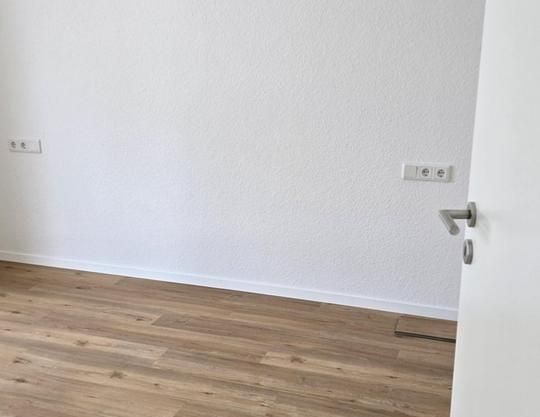 Helle, moderne 2-Zimmer-Neubauwohnung mit Garten - Foto 1