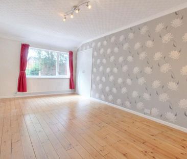 3 bedroom chalet to rent - Photo 1