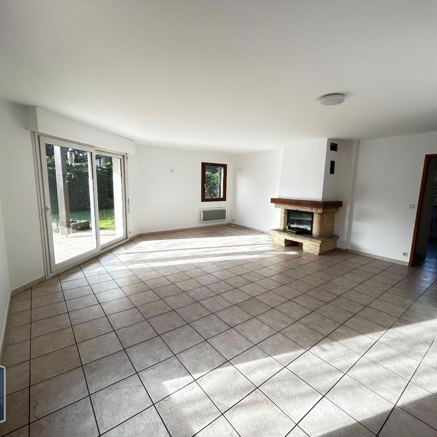 Location Maison 5 pièces 110m² MONT DE MARSAN 40000 - Photo 1