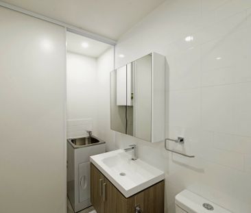 Deluxe Apartment on the Foreshore - Photo 6