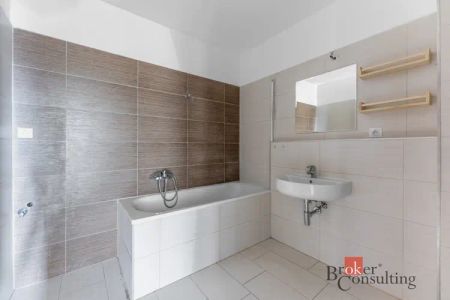 Pronájem bytu 2+kk 47 m - Fotografie 4