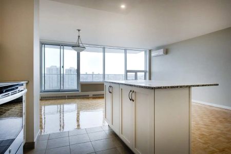 The Seigniory — 2 Bedroom - Photo 3