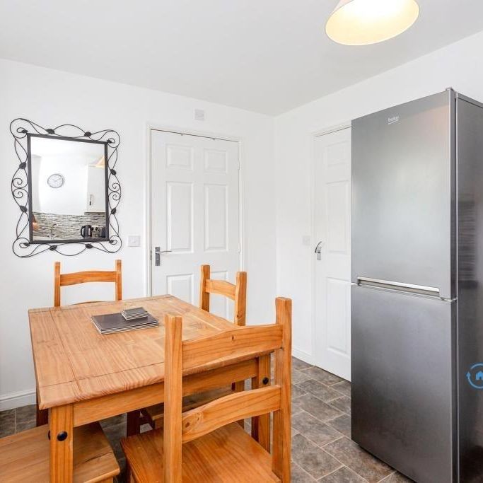 2 bedroom semi-detached house to rent - Photo 1