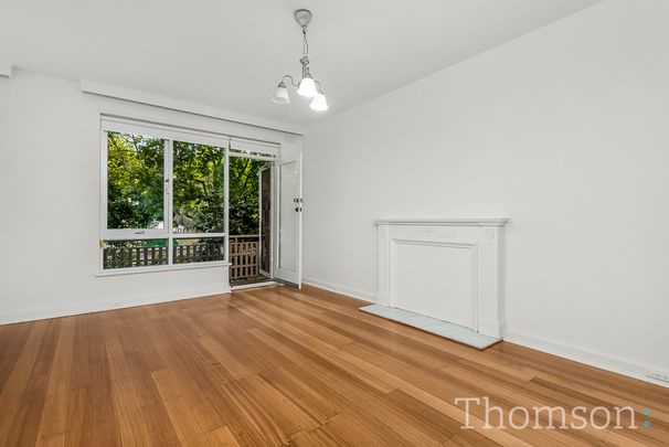 2/114 Kooyong Road ARMADALE - Photo 1