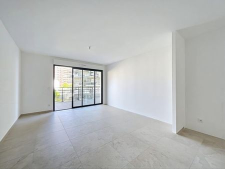 Location Appartement 2 pièces 42m² AJACCIO 20000 - Photo 2