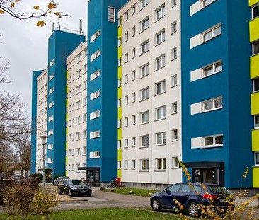 Schick sanierte 2-Zimmer-Wohnung mit Balkon - Foto 1