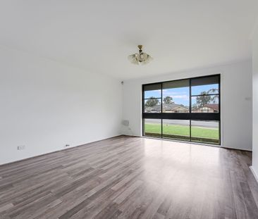 Four Bedroom Home with Spacious Entertaining Area - Photo 2